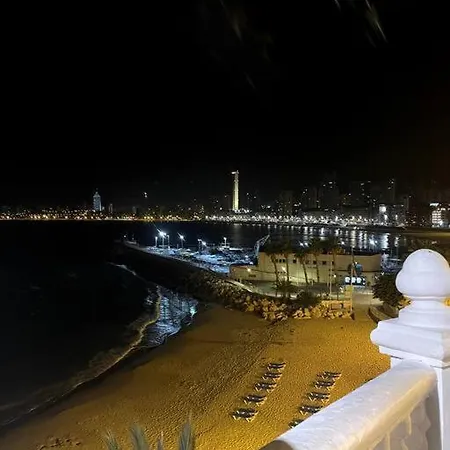 Apartamento Apartamento Céntrico Y En Primera Línea De Playa *